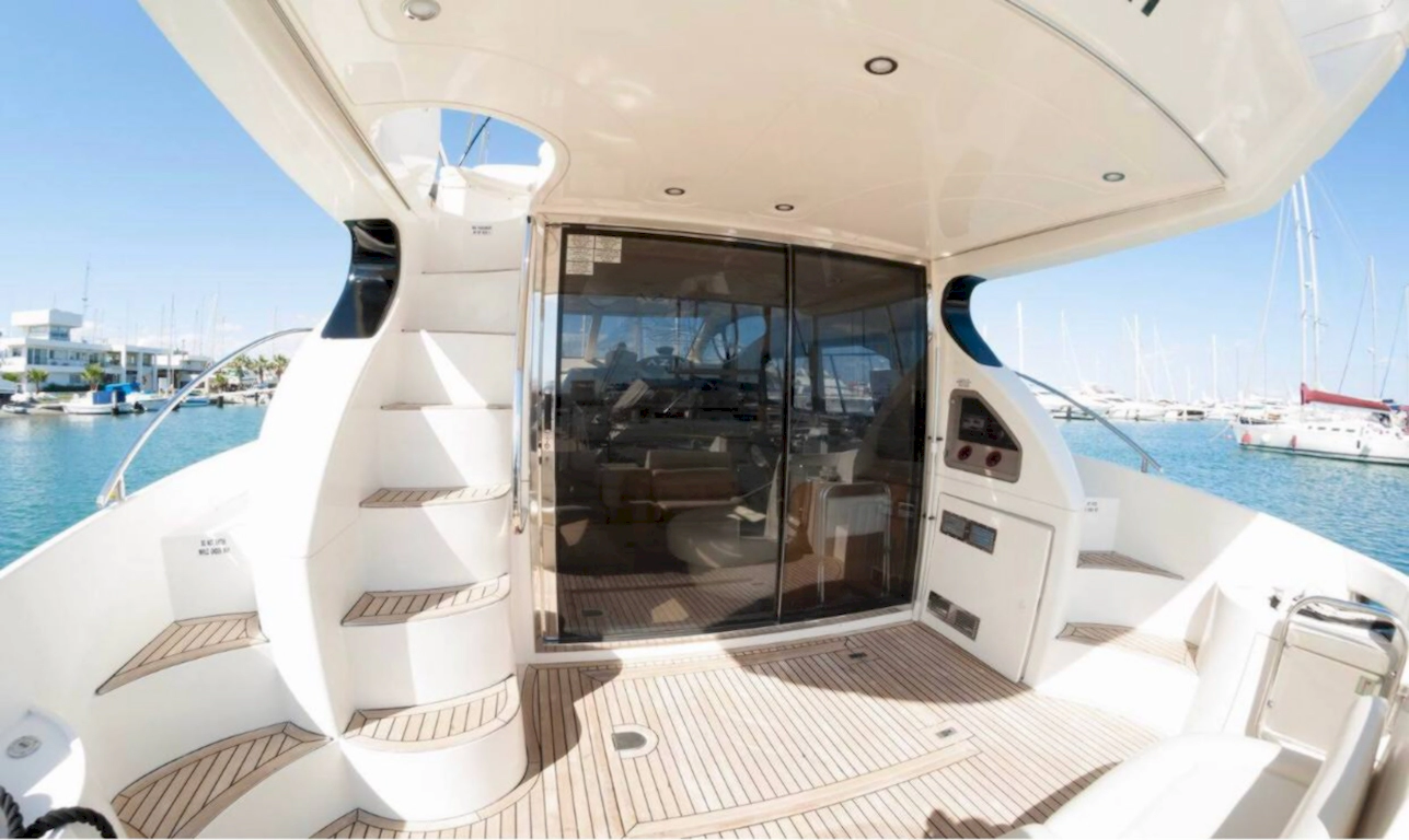 Яхта Azimut 46 image- 9